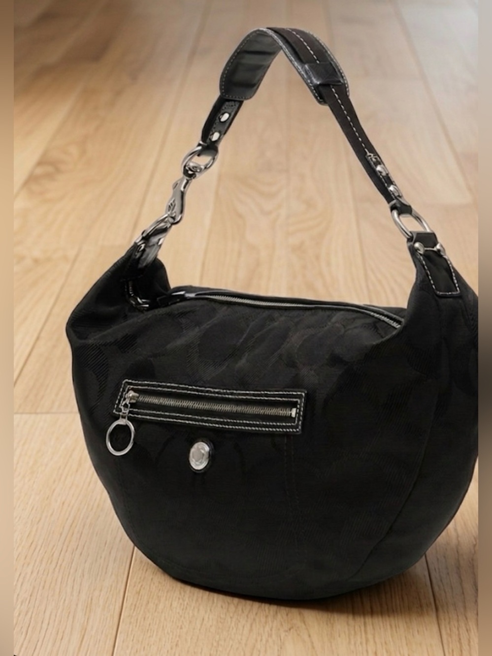 Coach - women’s Daisy black signature - C Jacquard Crescent Hobo shoulder bag
